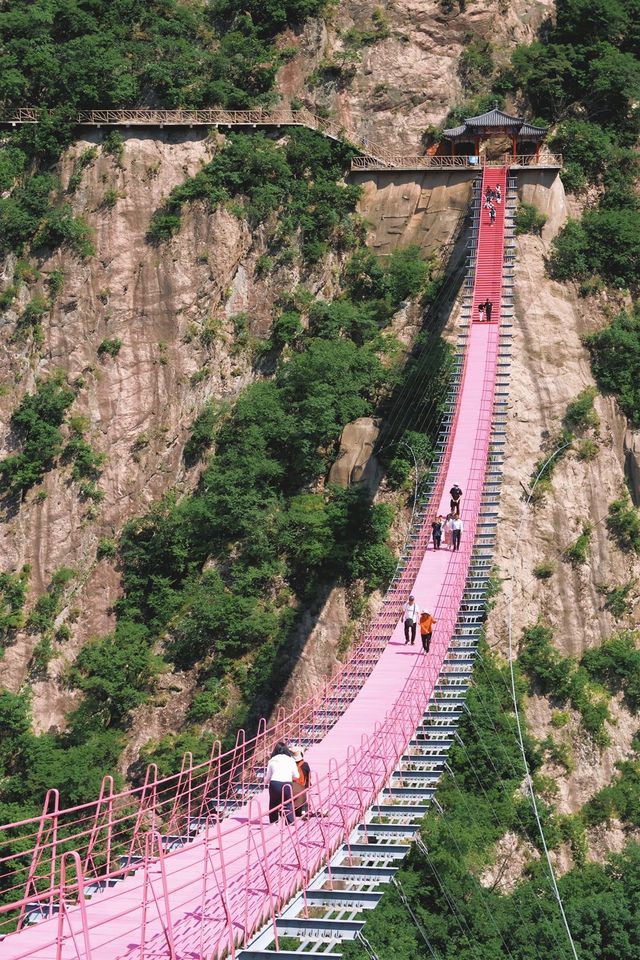 六月，宜爬山