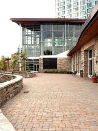 🌟 Gatineau Getaway: Luxe Stays at Hilton Lac Leamy 🎲🛏️