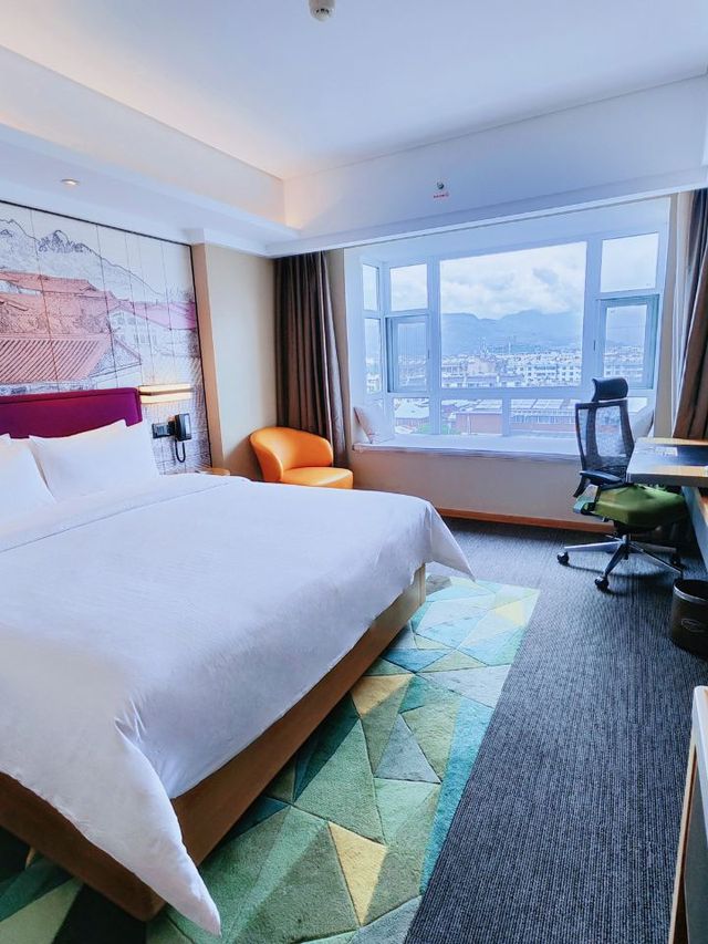 🏨✨ Lijiang's Hidden Gem: Tranquil Stays & Cultural Bliss 🏞️🍃