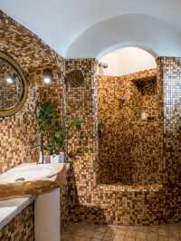 🌅 Santorini Sunset Dreams: Stay at Fanari Villas 🏨