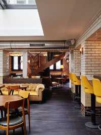 🌟 Amsterdam's Hidden Gem: The Hoxton Hotel 🏨✨