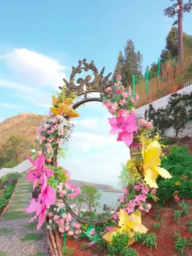 Dreamy Flower Realm🪩A Fantastical Journey in the Ideal Garden