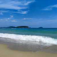 Yalong Bay: Where Luxury Meets Tropical Bliss