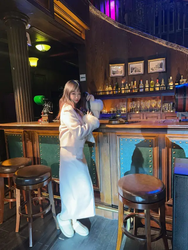 지음호에 올라 이별과 만남의 이야기를 느껴보세요