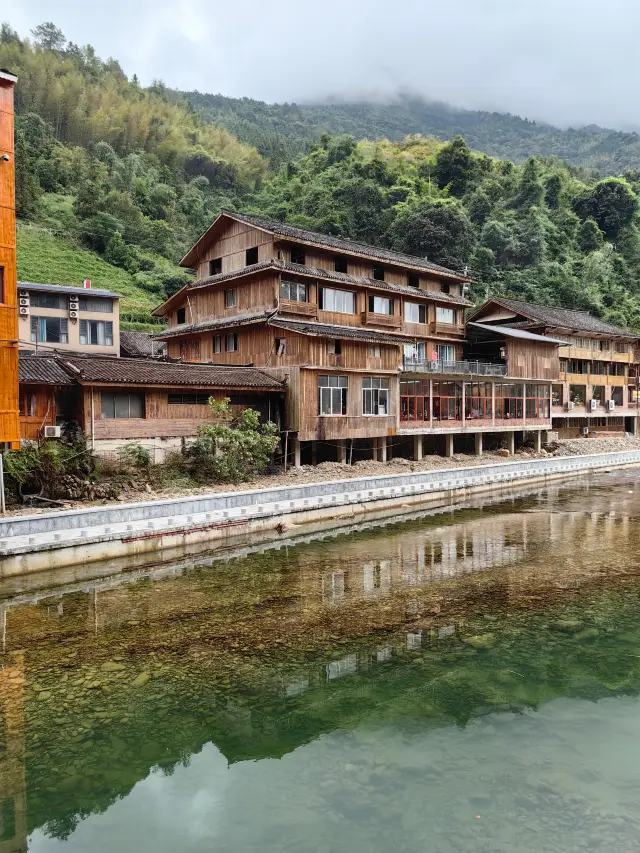 Huangluo Yao Village
