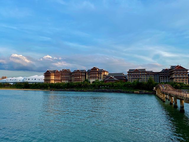 飛簷天際線，盡覽西海岸壯美海景