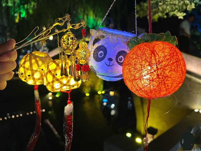 夜遊周莊,沉浸式體驗江珊嘅《夢裡水鄉》 夜遊周莊,沉浸式體驗江珊嘅《夢裡水鄉》