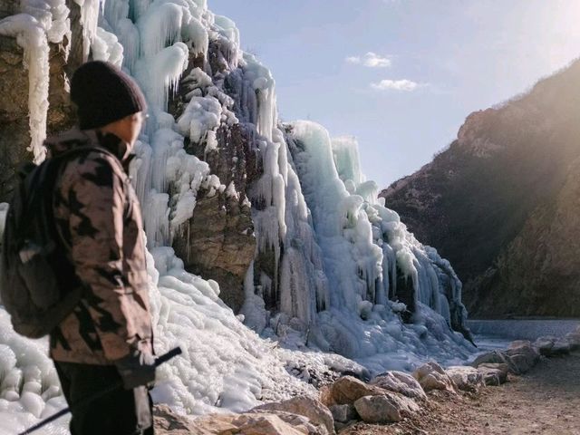 You Won’t Believe This Frozen Wonderland Is Just Outside Beijing! ❄️