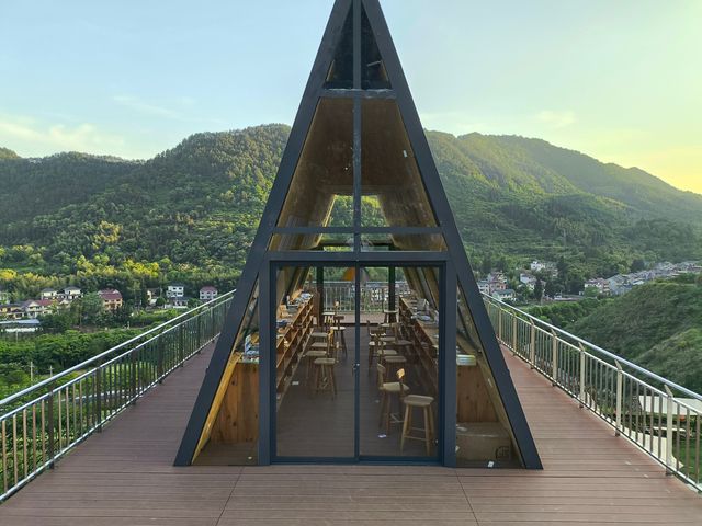 常山路里礦坑營地遊記