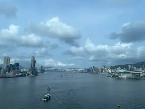 The Hong Kong Observation Wheel offers a breathtaking aerial view of Victoria Harbour! Maximum romance value