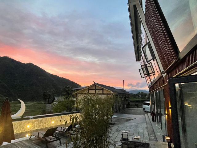 張家界必住民宿 | 閱竹山居度假民宿·住進武陵源的詩畫裡