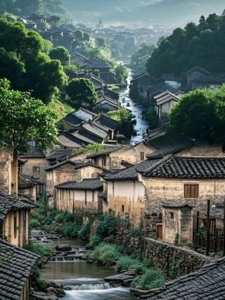 古村落の探訪：詩情あふれる散策の旅 