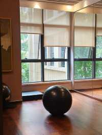 A perfect apartment for National Day for a hot girl! 