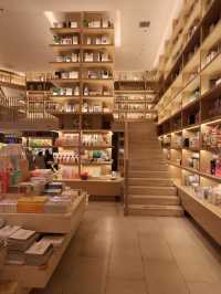 銀川Citywalk！鍾書閣這設計我能拍10086張
