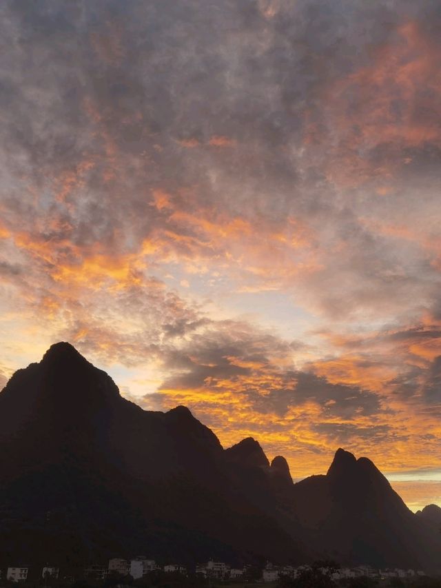 The most serene and beautiful sunset pool experience in Yangshuo