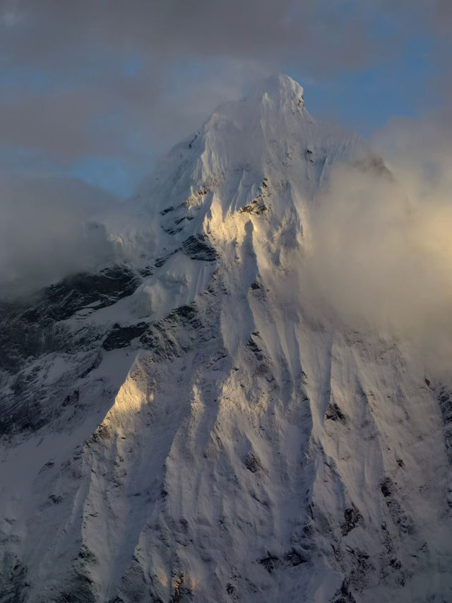 Songzan, Xizang (Tibet), China: A Fresh Take on a Remote Plateau