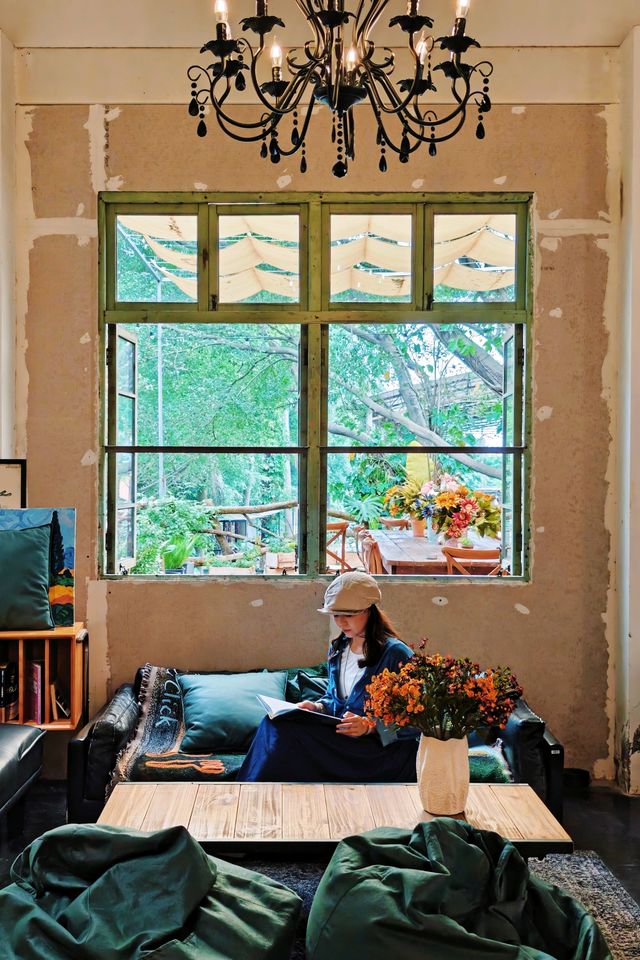 廣州citywalk覓一片科幻末日感暮光森林 廣州citywalk覓一片科幻末日感暮光森林