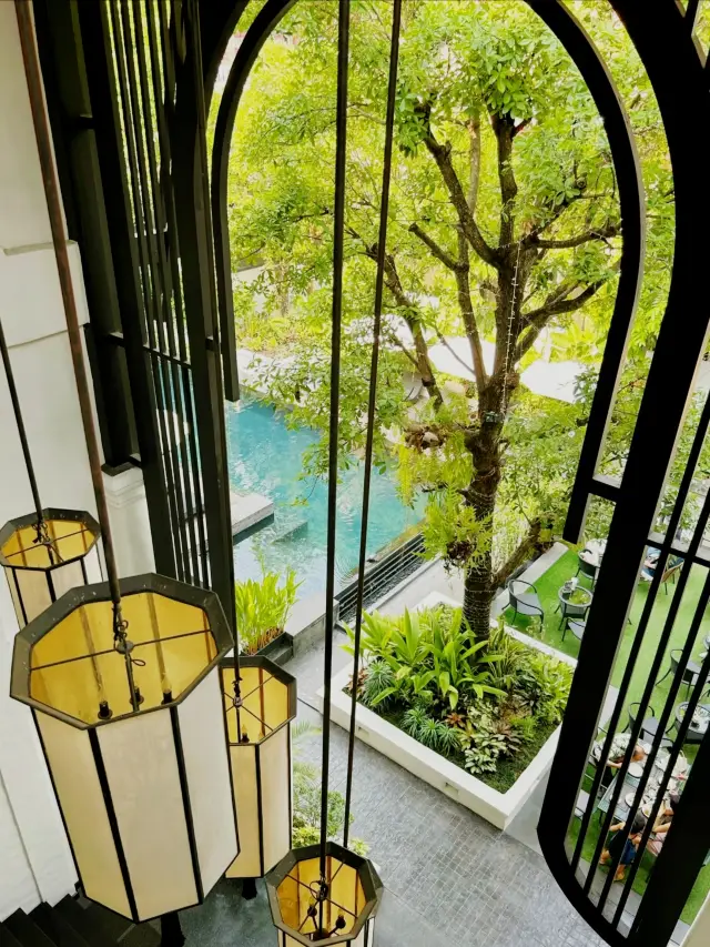 The prime hotel in Chiang Mai Old City! Just a 300-meter walk to 7-Eleven, private bathtub + customized breakfast are too