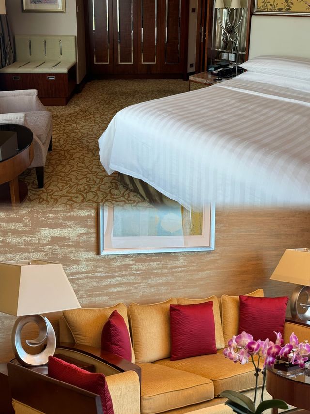 出差酒店的天花板住一次就被震撼到了! ! ! 出差酒店的天花板住一次就被震撼到了! ! !