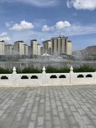 康楽県胭脂湖公園のご案内