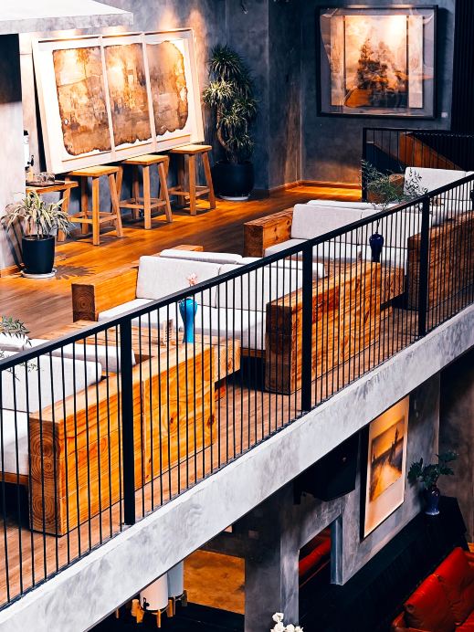 Must-visit Kunming M60 Creative Park! Industrial-style book wall