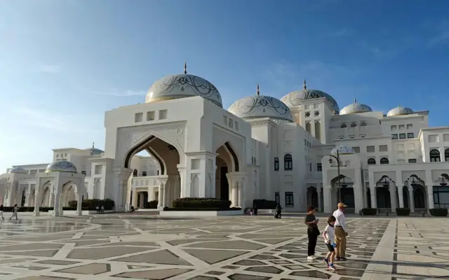 Dreams Come True: Abu Dhabi - Presidential Palace of Abu Dhabi