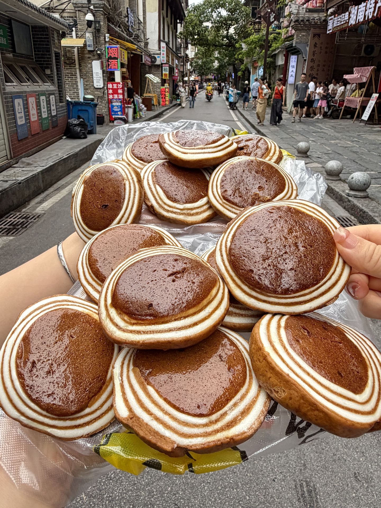 Спасибо пользователям сети 🥹🥹 Это действительно вкуснее, чем Бен Луобо!! (Площадь Уи)