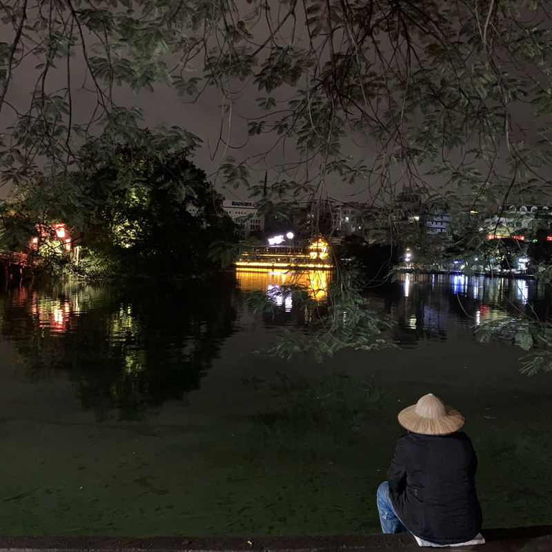 베트남 하노이 🇻🇳✈️ 야경은 호안끼엠 호수가 짱👍🏼