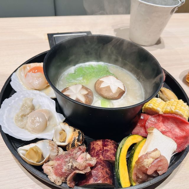 旺角泰式火鍋仲可以玩埋夾蝦 