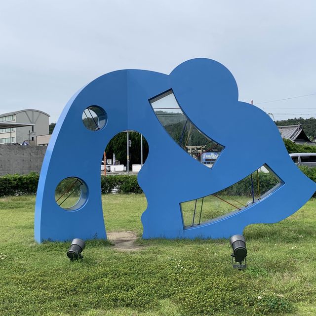 In search for the red and yellow pumpkins- Naoshima 