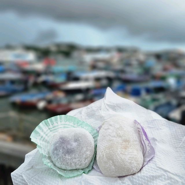 Hiking at Cheung Chau Island in HongKong