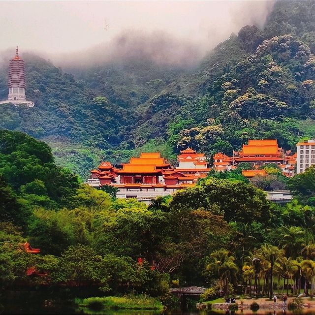 Magnificent Hongfa Temple