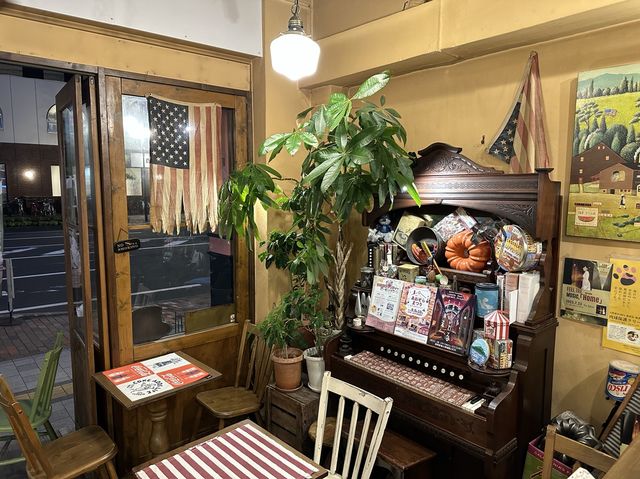 北海道・札幌。『スウィート・レディー・ジェーン(SWEET LADY JANE)』でテイクアウトソフトクリーム。 