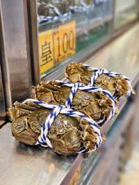 肥美爆膏！正宗大閘蟹 🦀