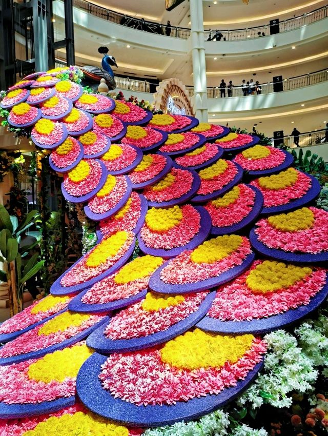 Stunning Deepavali decoration in Suria KLCC!