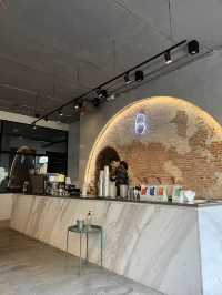 ตามหาคาเฟ่บนปกหนังสือ 100 Best Design Cafes 