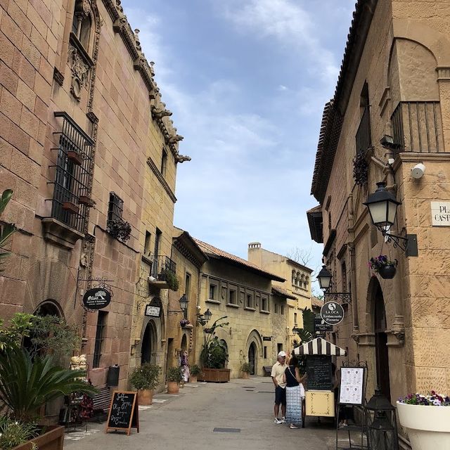 【スペイン】各地の建物やフラメンコを楽しむ！スペイン村