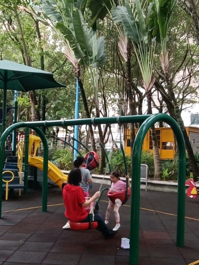 與你同行【卑路乍灣公園】,心靈來得平静,安穩!