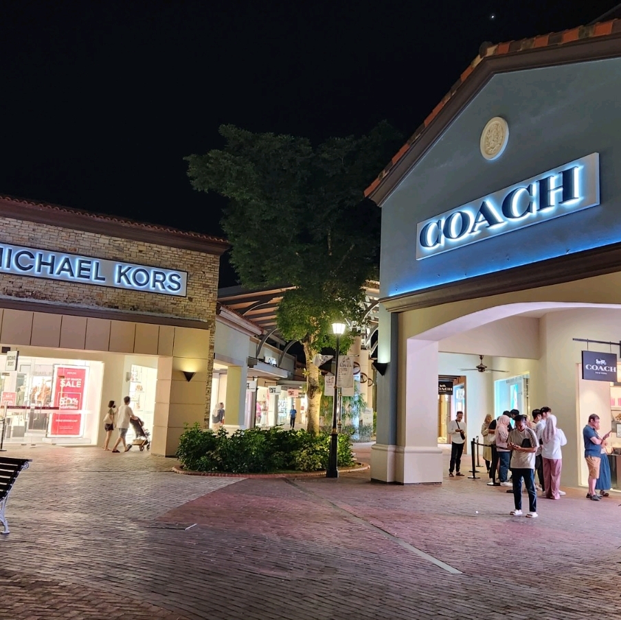 Johor Premium Outlets is worth a visit! 🫶🏻, Gallery posted by kopi girl  ☻