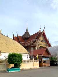 วัดเจริญสุขารามวรวิหาร สมุทรสงคราม