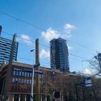 荷蘭🇳🇱鹿特丹Rotterdam 🏋️‍♀️🤸🏻具有故事意義歷史文化的雕像📌 The Destroyed City
