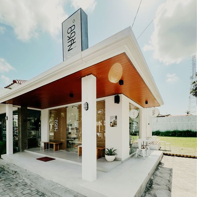 nikoruu.bali