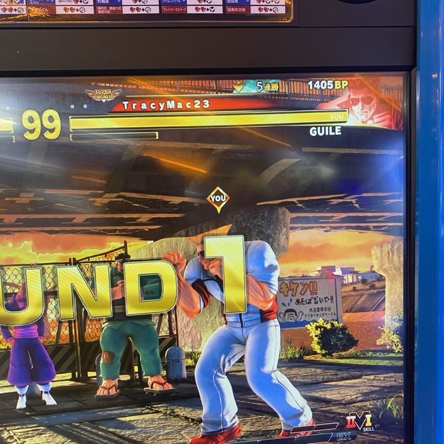 秋葉原-主力打電玩遊戲