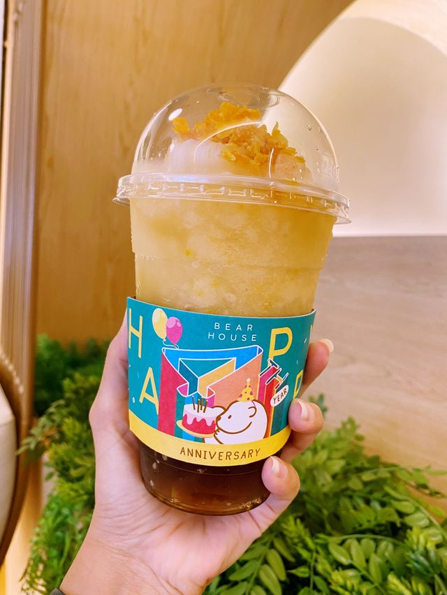 Bearhouse (แบร์เฮาส์) สายไหมอเวนิว