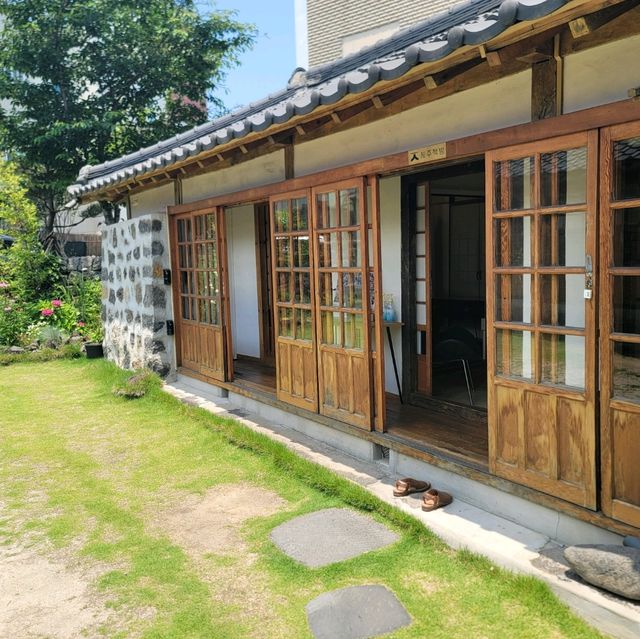 최근 책방으로 바뀐 고씨 주택 제주여행 코스 제주 책방