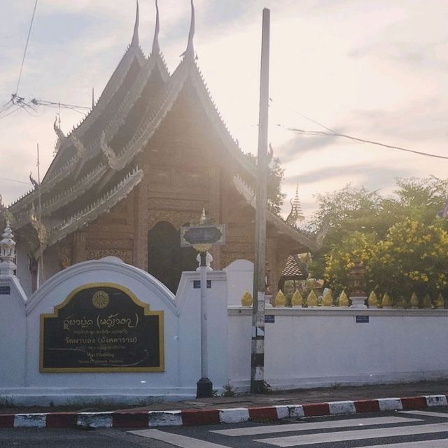 วัดผาบ่อง(มงคลาราม) วัดสวยคู่เชียงใหม่ 🛕