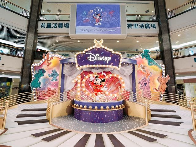 《Disney 100: Travel Together with Plaza Hollywood》