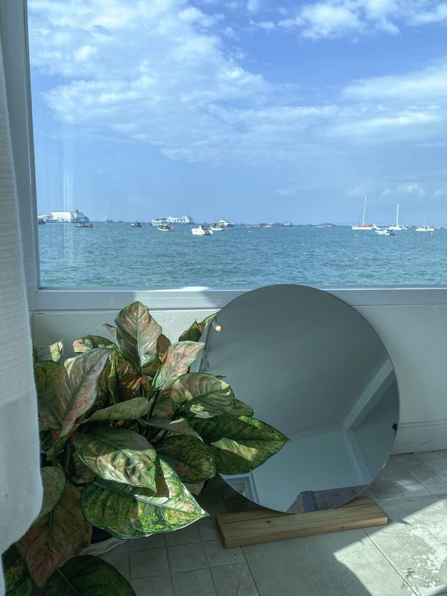 Banlay Home Café คาเฟ่พัทยาวิวทะเลสุดชิล 🌊