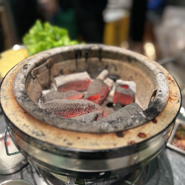 新鮮即磨生葵，生菜包燒肉簡直一流！
