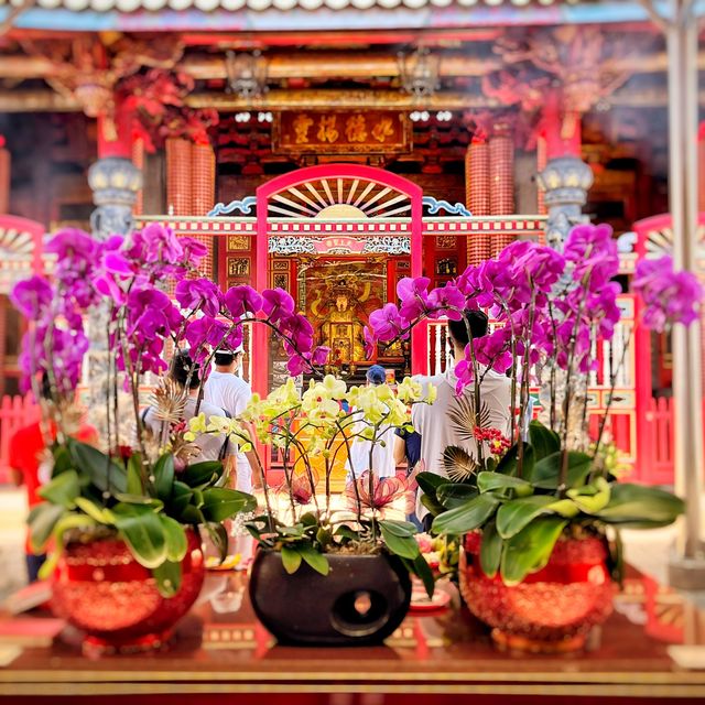 台北名所のパワースポット龍山寺